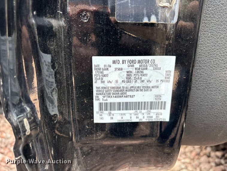 image for item YA3940 2006 Ford F150 Ext. Cab pickup truck