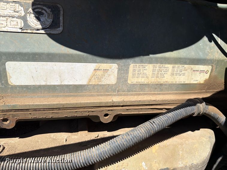 image for item DQ0077 1991 Freightliner FLD120 semi truck