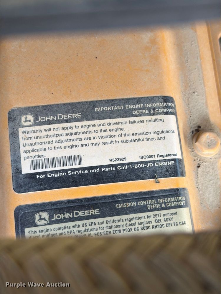 image for item DQ7844 2017 John Deere 210G excavator