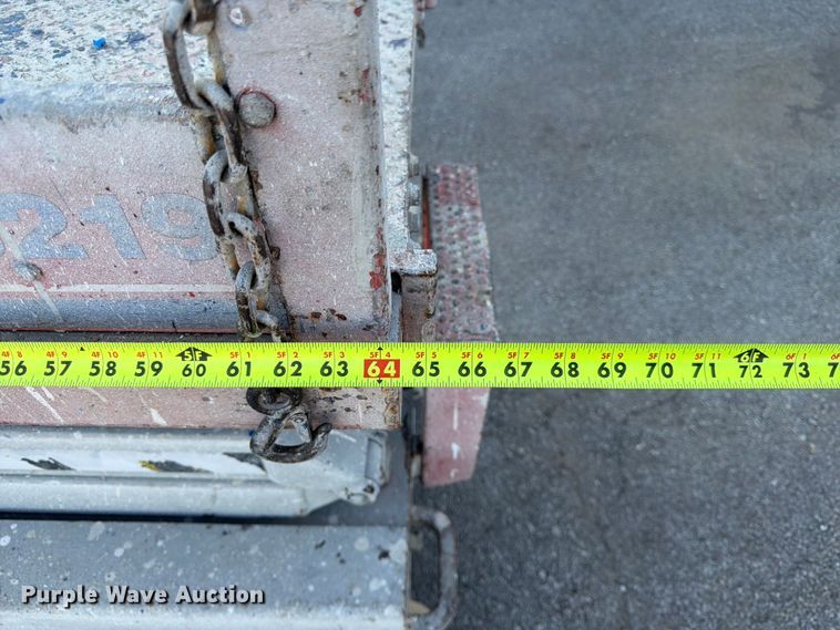 image for item DQ7956 2001 Skyjack SJIII 3219 scissor lift