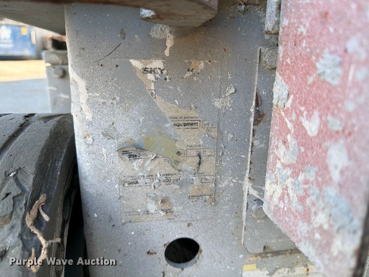 image for item DQ7957 Skyjack SJIII 3219 scissor lift