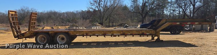 image for item DU2697 1995 Sun Manufacturing drop deck equipment trailer