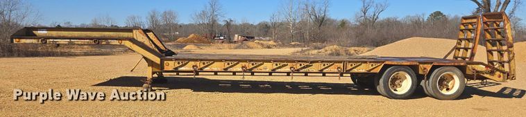 image for item DU2697 1995 Sun Manufacturing drop deck equipment trailer