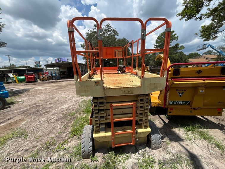 image for item DU6380 2017 JLG 4069LE scissor lift