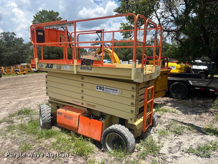 image for item DU6380 2017 JLG 4069LE scissor lift