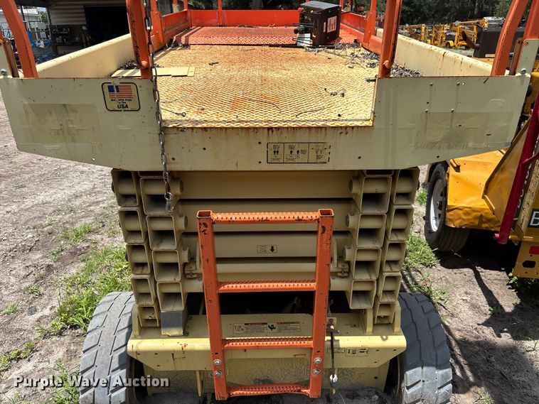 image for item DU6380 2017 JLG 4069LE scissor lift