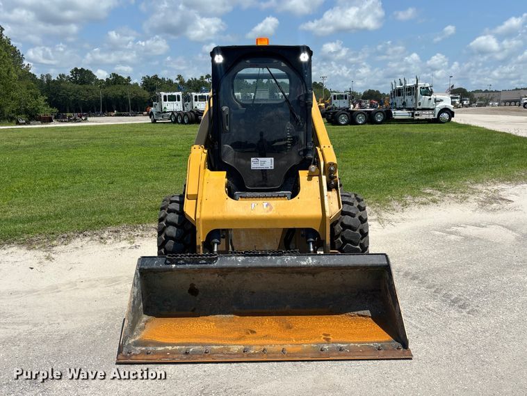 image for item DU6381 2023 Caterpillar 262D3 skid steer loader