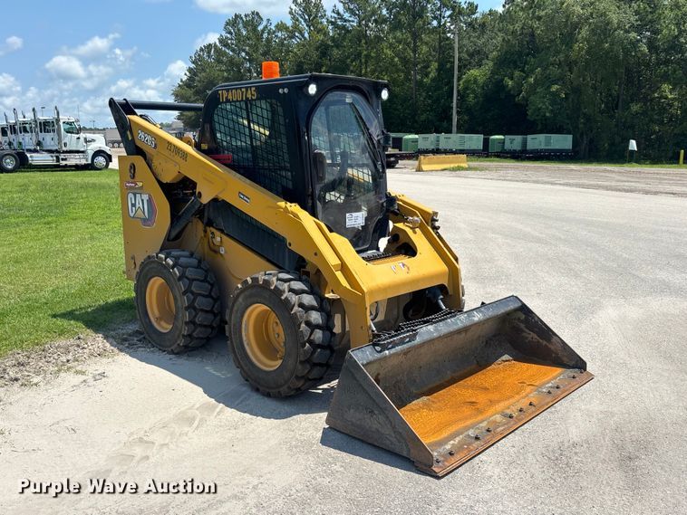 image for item DU6381 2023 Caterpillar 262D3 skid steer loader