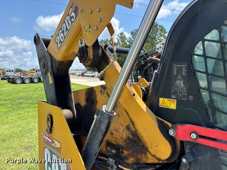 image for item DU6381 2023 Caterpillar 262D3 skid steer loader