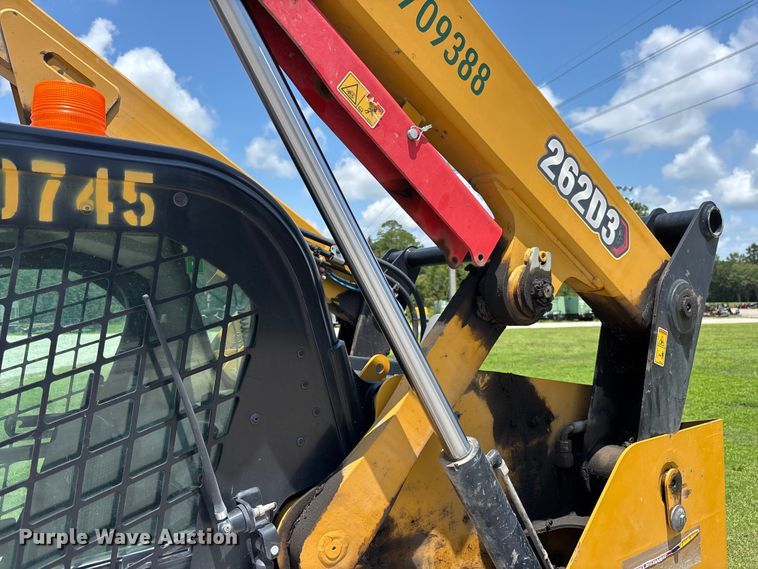 image for item DU6381 2023 Caterpillar 262D3 skid steer loader