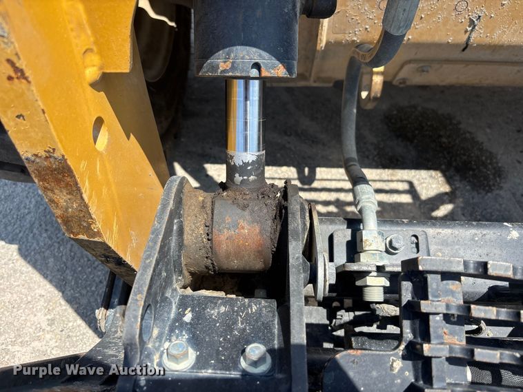 image for item DU6381 2023 Caterpillar 262D3 skid steer loader