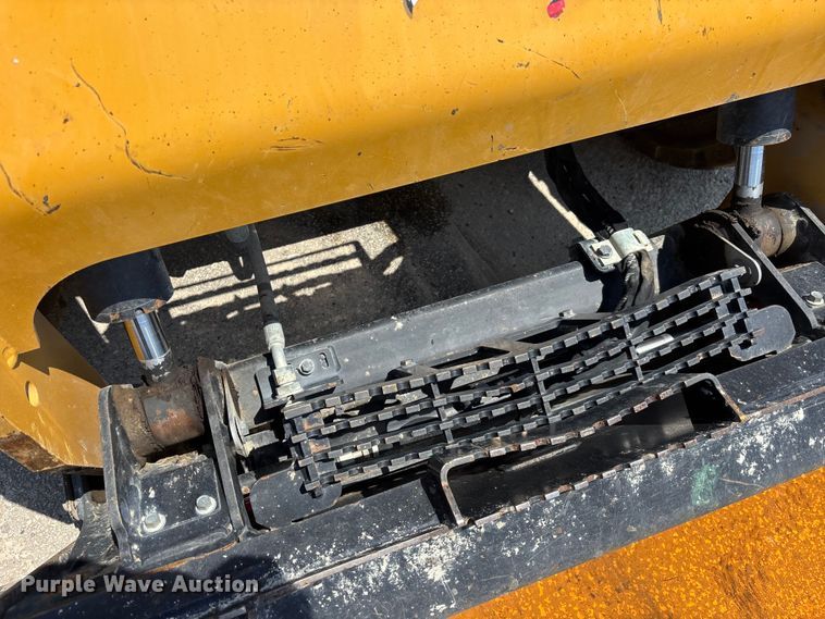image for item DU6381 2023 Caterpillar 262D3 skid steer loader