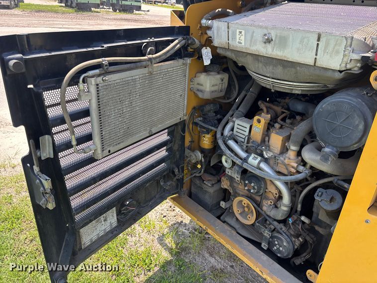 image for item DU6381 2023 Caterpillar 262D3 skid steer loader