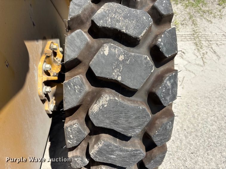 image for item DU6381 2023 Caterpillar 262D3 skid steer loader