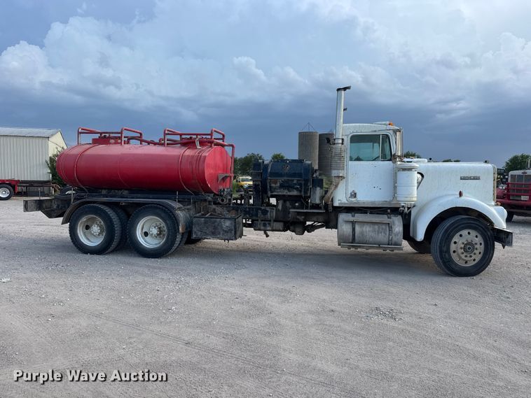 image for item DW6775 1978 Kenworth water truck