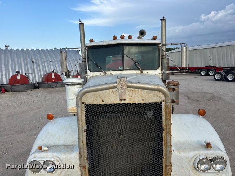 image for item DW6775 1978 Kenworth water truck
