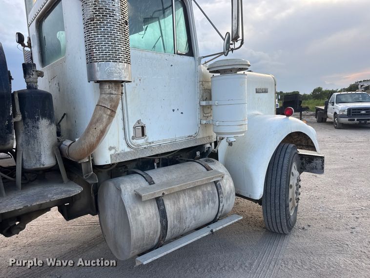 image for item DW6775 1978 Kenworth water truck