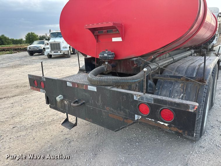 image for item DW6775 1978 Kenworth water truck