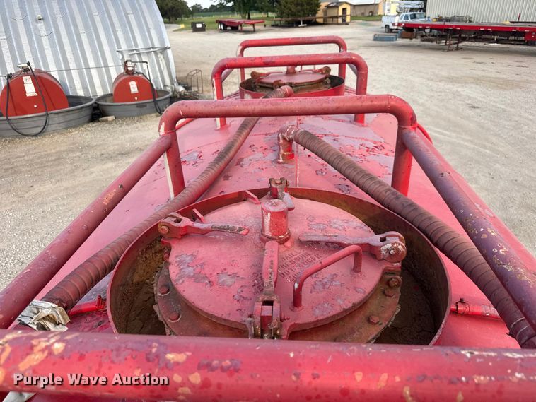 image for item DW6775 1978 Kenworth water truck