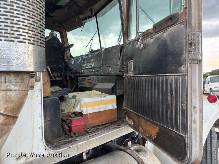 image for item DW6775 1978 Kenworth water truck