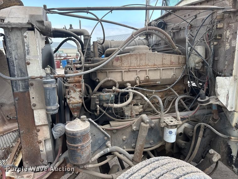 image for item DW6775 1978 Kenworth water truck