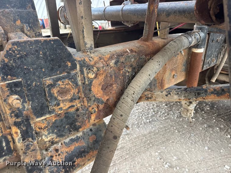 image for item DW6775 1978 Kenworth water truck