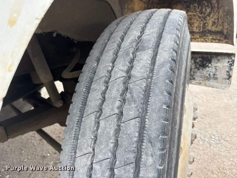 image for item DW6775 1978 Kenworth water truck