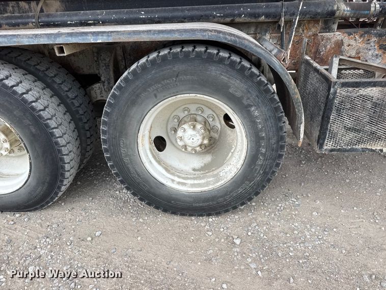 image for item DW6775 1978 Kenworth water truck
