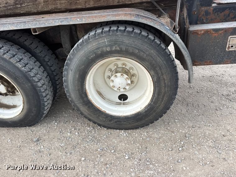 image for item DW6775 1978 Kenworth water truck