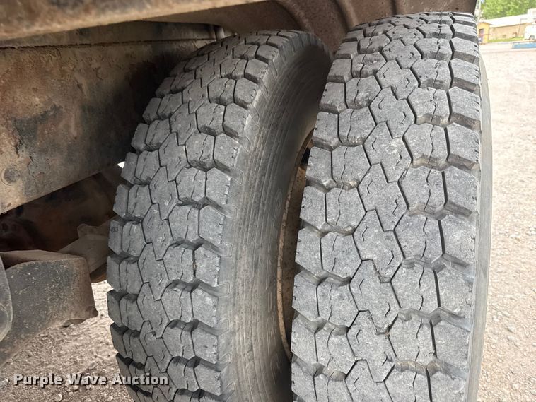 image for item DW6775 1978 Kenworth water truck