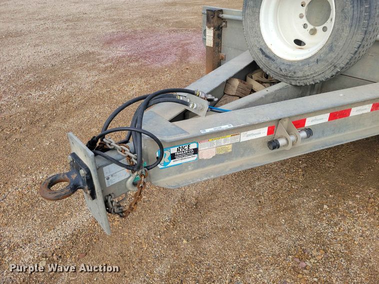 image for item DZ7338 2017 Rice equipment trailer