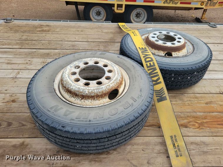 image for item DZ7338 2017 Rice equipment trailer