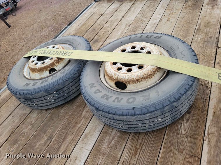 image for item DZ7338 2017 Rice equipment trailer