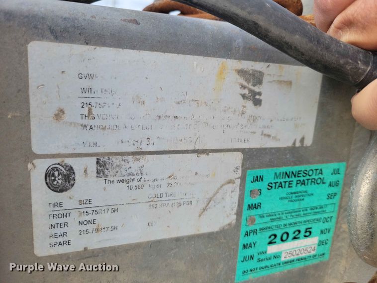 image for item DZ7338 2017 Rice equipment trailer