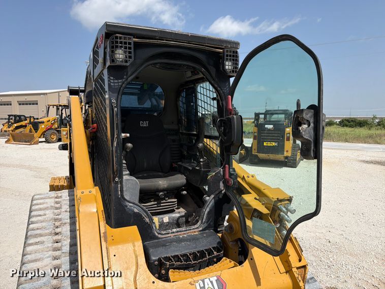 image for item ED5351 2024 Caterpillar 299D3 XE tracked skid steer loader