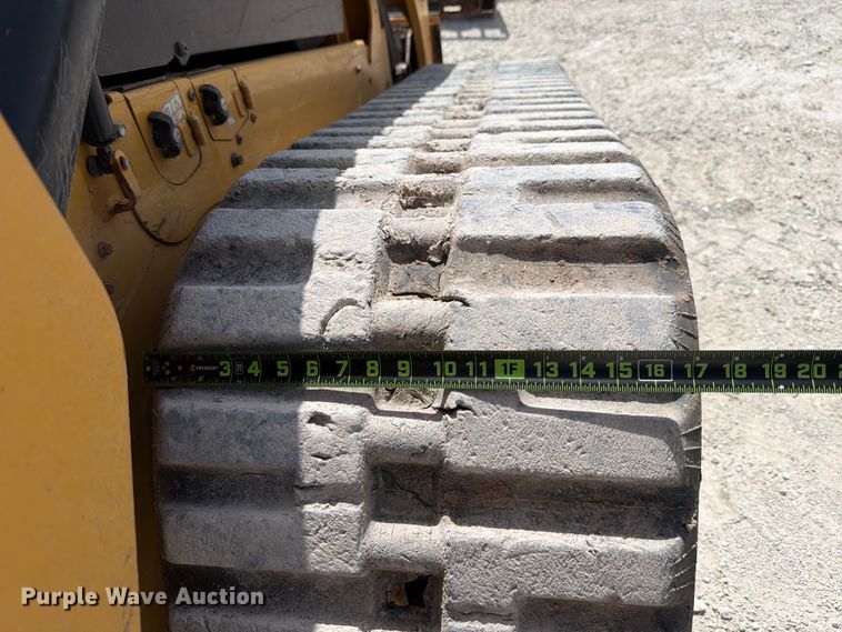 image for item ED5351 2024 Caterpillar 299D3 XE tracked skid steer loader