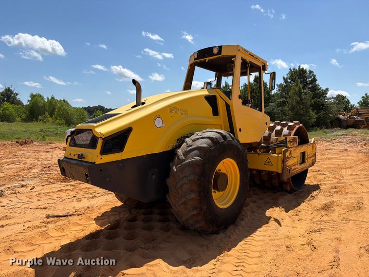 image for item ED5353 2015 Bomag BW 211 PD-50 single drum vibratory roller