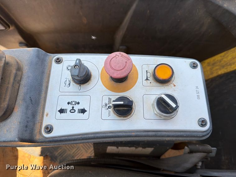 image for item ED5353 2015 Bomag BW 211 PD-50 single drum vibratory roller