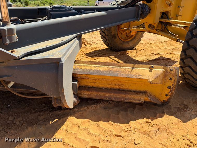 image for item ED5354 2007 John Deere 770D motor grader