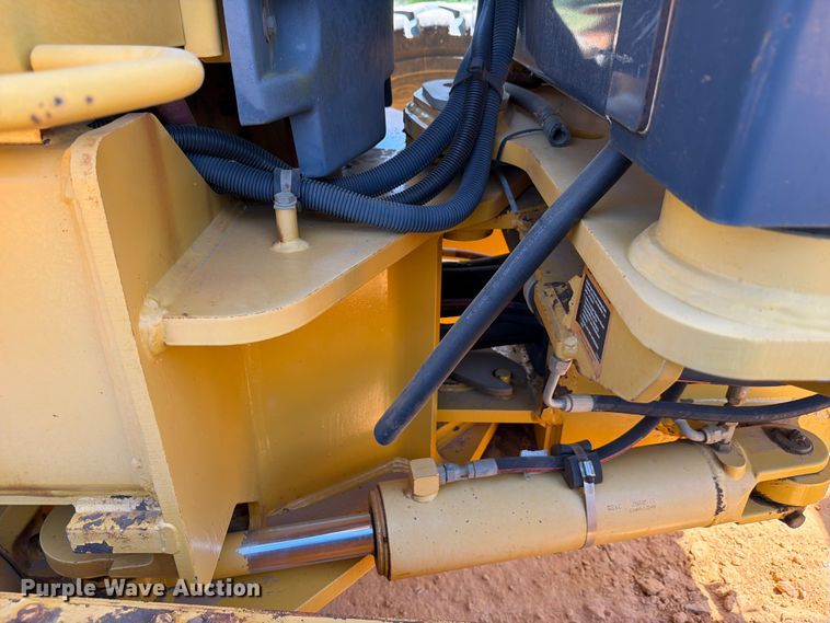 image for item ED5354 2007 John Deere 770D motor grader