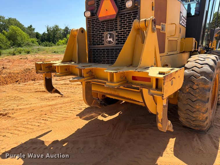 image for item ED5354 2007 John Deere 770D motor grader