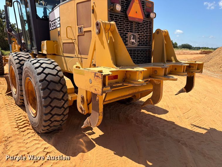 image for item ED5354 2007 John Deere 770D motor grader