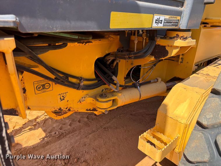 image for item ED5354 2007 John Deere 770D motor grader