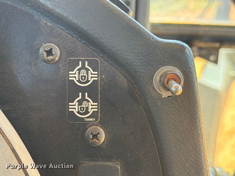 image for item ED5354 2007 John Deere 770D motor grader