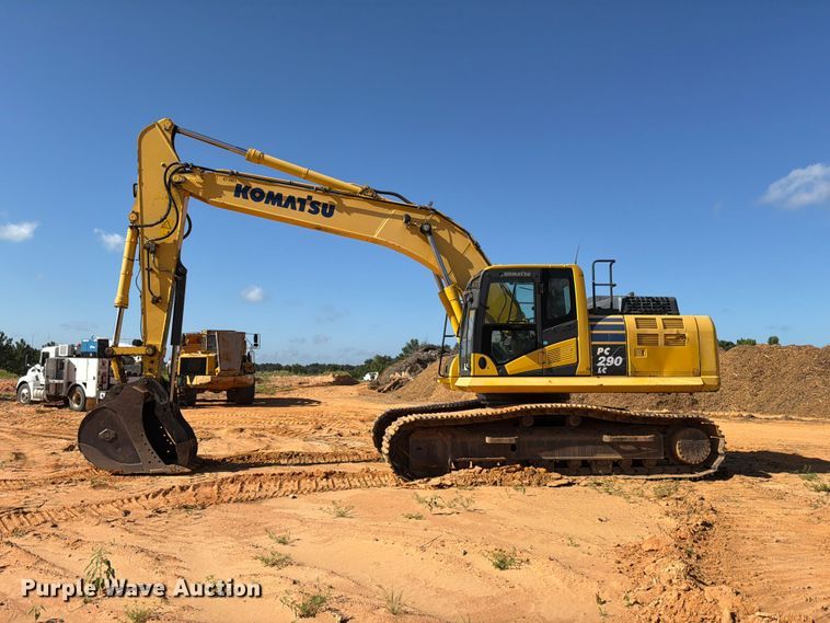 image for item ED5355 2019 Komatsu PC290LC-11 excavator