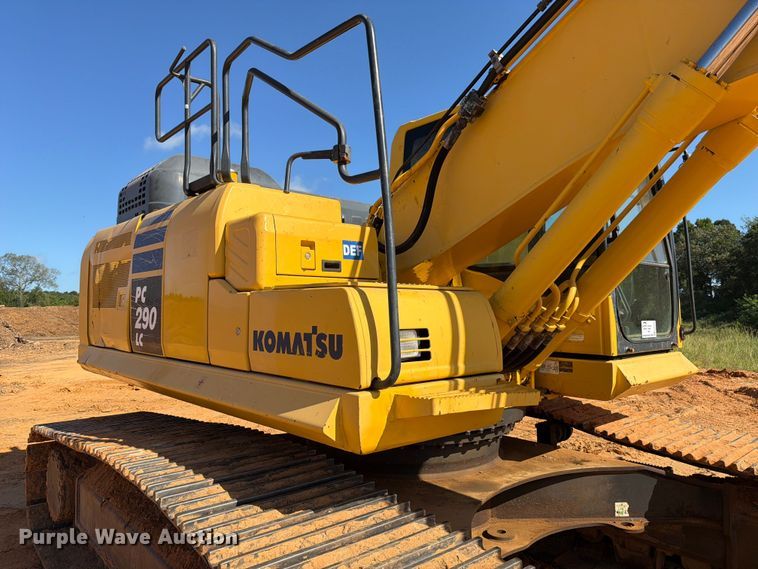 image for item ED5355 2019 Komatsu PC290LC-11 excavator