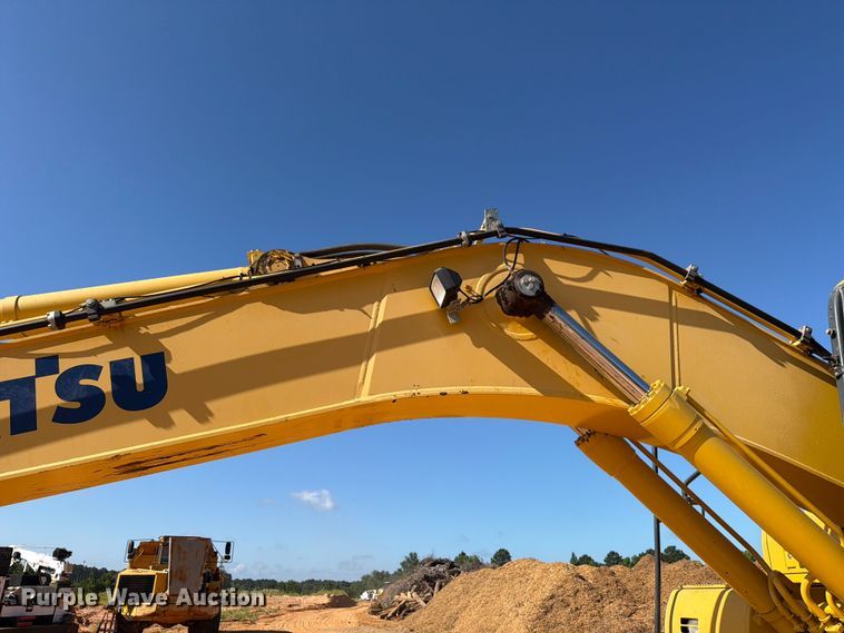 image for item ED5355 2019 Komatsu PC290LC-11 excavator