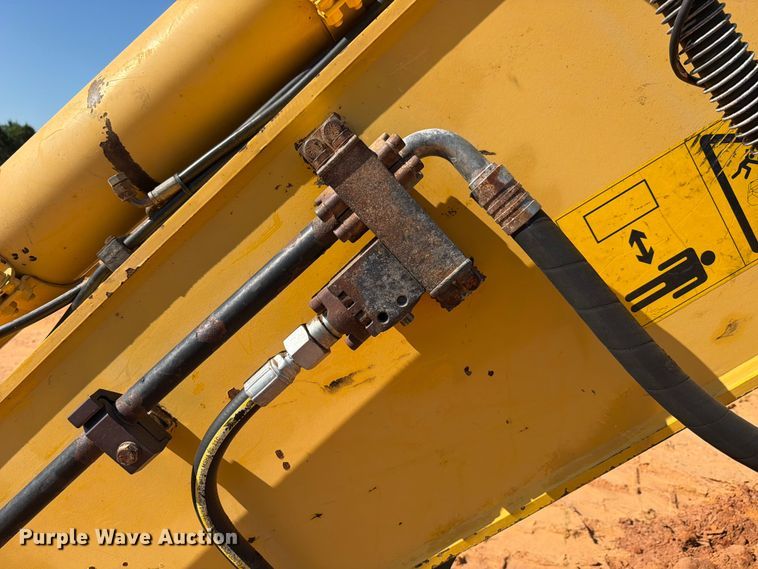 image for item ED5355 2019 Komatsu PC290LC-11 excavator