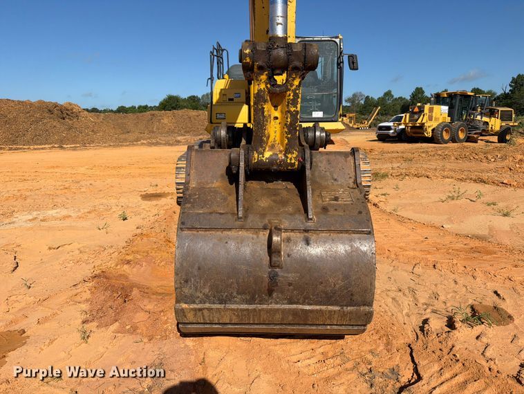 image for item ED5355 2019 Komatsu PC290LC-11 excavator