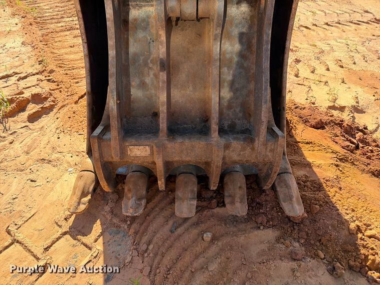 image for item ED5355 2019 Komatsu PC290LC-11 excavator